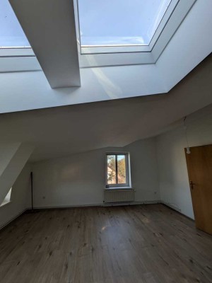 Helle 2-Zimmer Dachgeschosswohnung in Velten