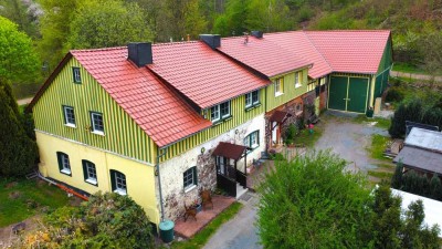 "Kapitalanlage mit Zukunft: Voll vermietetes 3-Familienhaus mit Ausbaupotenzial – jetzt nur 385.000 