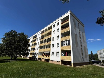 Helle 3-Raumwhg. mit Loggia und EBK in Zwickau-Mosel!