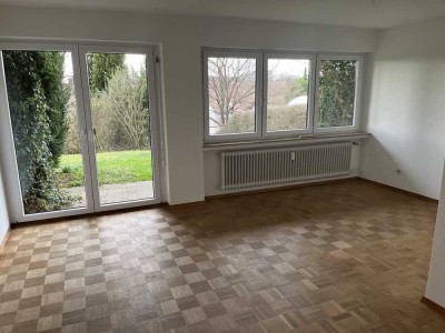 Stilvolle 2-Zimmer-Wohnung mit Terrasse  und Einbauküche in Tübingen