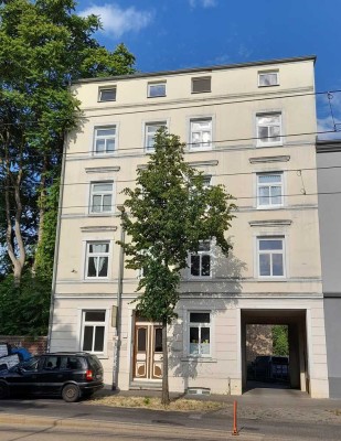 Ruhige 1-Zimmer-Wohnung in Schweriner Altstadthaus mit EBK