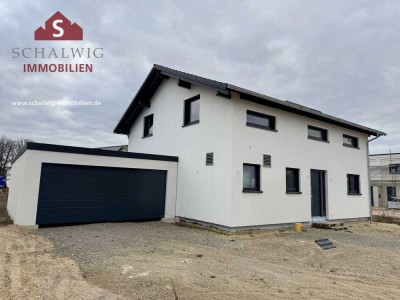 Top ausgestatteter Neubau in Tiddische