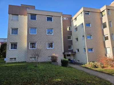 2 Zimmer-Wohnung im EG / Hochparterre mit Balkon