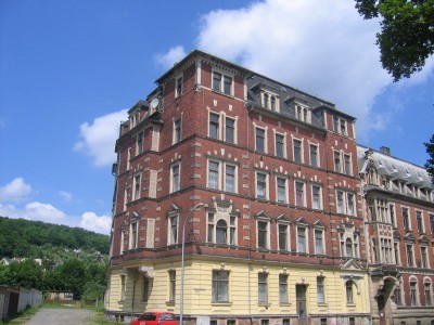 GREIZ-MEHRFAMILIENHAUS IN BESTER LAGE