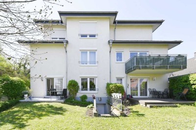 Sofort beziehbar, sehr gepflegte 3-Zimmer-Wohnung mit schönem, ruhigem Gartenanteil