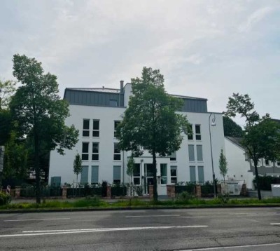 Modernes Wohnen, direkt an der Oos, Tiefgarage, Aufzug,  Einbauküche