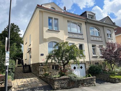 Lichtdurchflutete Doppelhaushälfte Topzustand