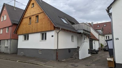 Einfamilienhaus in zentraler Lage, 5-Zimmer mit EBK und optionaler Scheune