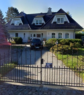 Stadtvilla mit 6.900 qm Grundstück
