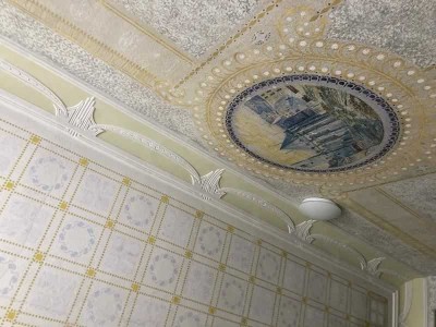 Hochwert. DG 3-Zi. mit Dusche Westbalkon, EBK & Parkett in Uni und-Zentrumsnähe!