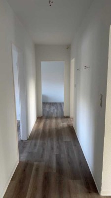 Erstbezug nach Renovier-Sanierung:  3-Zimmer-Wohnung Kronberg-Oberhöchststadt im Taunus