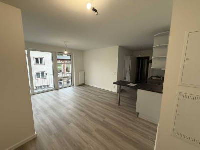 Moderne 2-Zimmer-Wohnung im 2. OG mit Balkon in Kiel-Brunswik