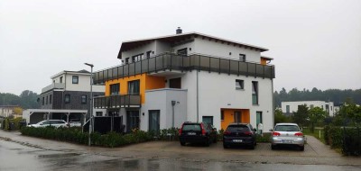 Moderne 3-Zimmer-Wohnung mit Balkon und Loggia von privat ohne Courtage