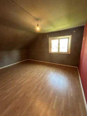 Großzügige 3-Zimmer-Wohnung mit viel Potenzial - gestalten Sie Ihr neues Heim nach Ihrer Vorstellung