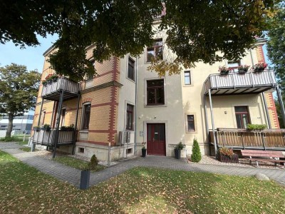 Modern geschnittene 3-Zimmer-Wohnung im 1. OG mit Denkmalschutz - Dresden