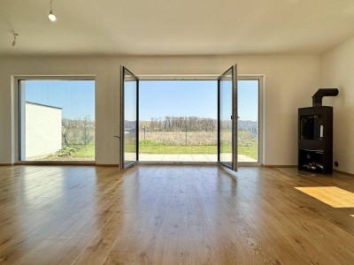 Modernes Eigenheim in grüner Umgebung I Haus mit Garten, Terrasse &amp; 2 Stellplätzen I Luftwärmepumpe I Fußbodenheizung u.v.m.
