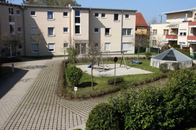 Provisionsfrei Nähe Uniklinikum: Hochwertige ruhige vier Zimmer Wohnung in Augsburg (Kreis), Neusäß