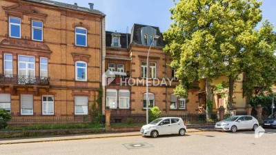 Charmantes Mehrfamilienhaus mit zwei Wohneinheiten, Wintergarten, Balkon und Terrasse