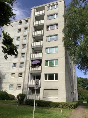 Hier macht wohnen Spaß: ansprechende 3-Zimmer-Wohnung mit Balkon und Fernblick