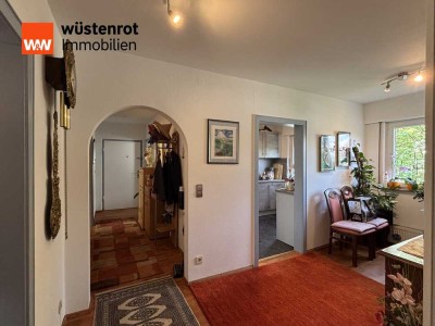 Familienfreundliches Wohnen: 4,5- Zimmer- Wohnung in Toplage Esslingen
