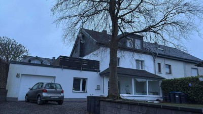 Großzügiges Einfamilienhaus oder Mehrgenerationen-Haus in Stolberg Zweifall