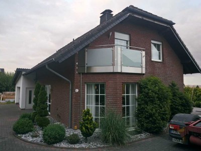 Modernes Einfamilienhaus in ruhiger, familienfreundlicher Lage – Einziehen & Wohlfühlen