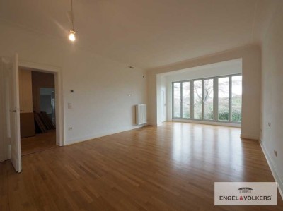 Wohntraum auf dem Rotenbühl: Kernsanierte Altbauwohnung im 1. Obergeschoss!