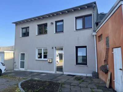Sanierte 2-Raum-Terrassenwohnung mit Terrasse in Dortmund