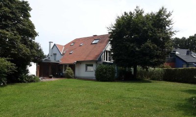 Exklusives Haus mit zwei Einliegerwohnungen - Ihr Traumhaus mit Mehrwert!