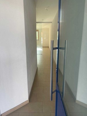 Helle 2-Zimmer Wohnung mit EBK in Poing