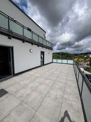 Seniorengerechte und barrierefreie  3-Raum-Wohnung mit großer Dachterrasse in Mayen
