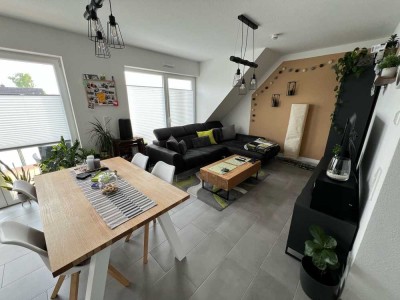 ruhige 2-Zimmer Dachgeschosswohnung
