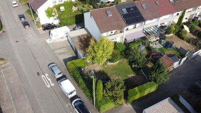 Familienfreundliches Reiheneckhaus mit Garten, Garage und Außenstellplatz