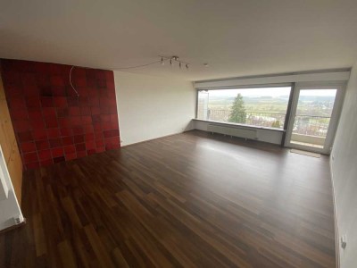 Wunderschöne helle Wohnung mit Balkon und toller Aussicht in Villingen-Schwenningen Marbach