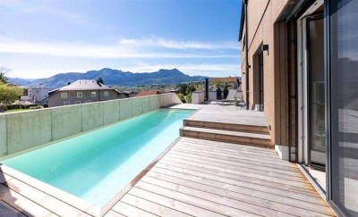 Traumvilla mit Seeblick und Pool