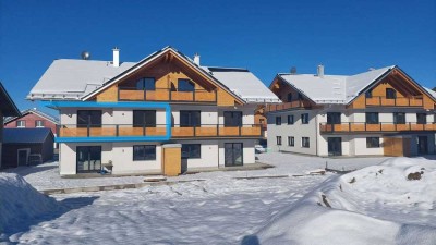 Ruhige NEUBAU-3-Zimmer-Whg. (1.  OG SÜD-WEST!) mit SÜD-Balkon - Naturnah!