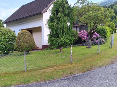 Geringfügig renovierungsbedürftiges Einfamilienhaus mit 6 Zimmern und Garage in Radenthein