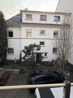 Schöne 3-Raum-EG-Wohnung mit gehobener Innenausstattung mit EBK in Mannheim