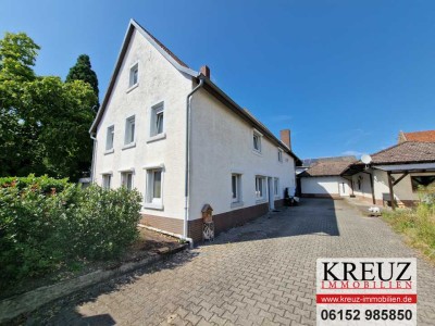 Fachwerkhaus mit 2 Wohneinheiten und Bungalow, generationswohnen möglich