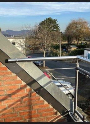 Exklusive, gepflegte 3-Zimmer-Dachgeschosswohnung mit geh. Innenausstattung mit EBK in Wachtberg