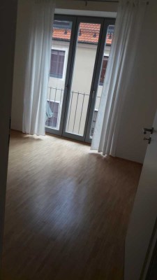 Stilvolle 3-Zimmer-Maisonette-Wohnung in der Regensburger Altstadt
