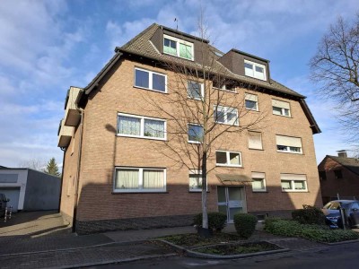 Helle 3,5-Zimmer Wohnung mit großem Balkonin Essen-Altenessen-Nord