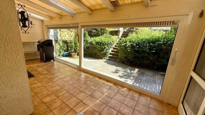 Reihenmittelhaus mit 5 Zimmern, Wintergarten, Garten, Garage, Stellplatz ab 1.6