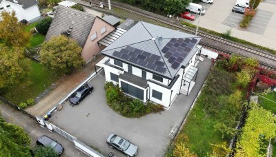 Moderne Villa mit zeitloser Eleganz – Licht, Raum und Technik auf höchstem Niveau im Kölner Osten