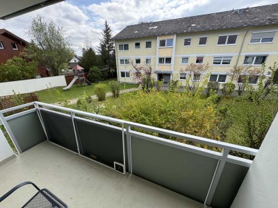 Geschmackvolle, vollständig renovierte 1-Raum-Wohnung mit Balkon und EBK in Geretsried