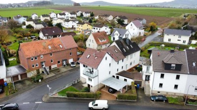 Modernisiertes Zweifamilienhaus im Fachwerkstil mit Garage und Balkon in Edermünde