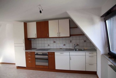 Großzügige helle Dachgeschoßwohnung in HD-Rohrbach