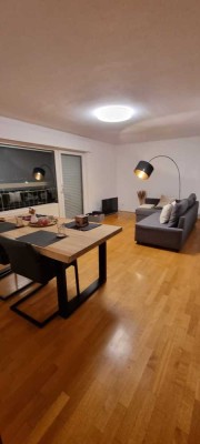 Erstbezug nach Sanierung. Helle 3-Zimmer-Wohnung in gepflegter Einheit. Frankfurt a. M. Alt-Bornheim