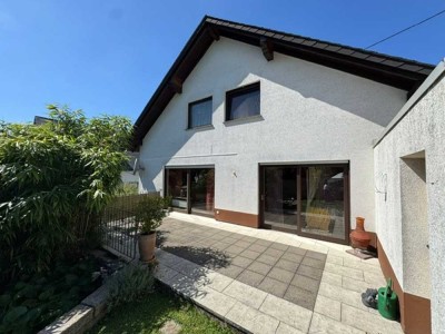 Großzügiges Einfamilienhaus mit Einiegerwohnung 56154 Boppard Holzfeld!!