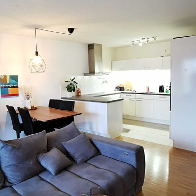 Moderne 2,5 Zi.-Whg. * barrierefrei * Balkon * Garage *